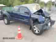 2012 Toyota Tacoma z VIN 5TFUU4EN3CX035886, wystawiony jako IAAI lot #43383724 z przebiegiem 210 477 mil mil oraz . Historia ofert i sprzedaży dostępna na DreamBid. Obrazek 1.