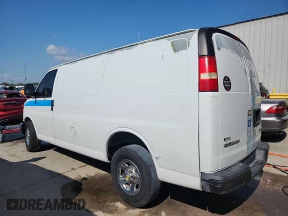 2006 Chevrolet Express Cargo z VIN 1GCFG15X461129864, wystawiony jako Copart lot #70384215 z przebiegiem Nie podano mil oraz Szkoda całkowita • Salvage title. Historia ofert i sprzedaży dostępna na DreamBid. Obrazek 2.