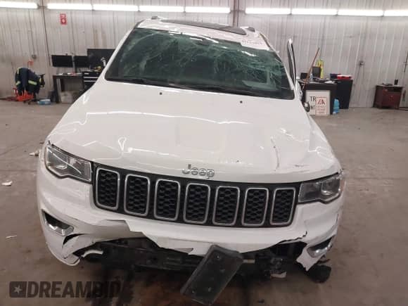 2018 Jeep Grand Cherokee Sterling с VIN 1C4RJFBG4JC342696, выставлен на аукционе IAAI как лот 41644851 с пробегом 107 570 миль миль и . История ставок и продаж доступна на DreamBid. Изображение 6.