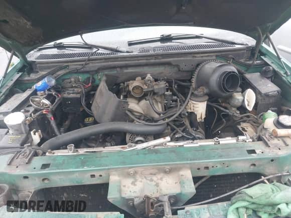 2001 Ford F-150 XL с VIN 1FTRF17W51KF31075, выставлен на аукционе IAAI как лот 42900436 с пробегом Не указан миль и . История ставок и продаж доступна на DreamBid. Изображение 10.