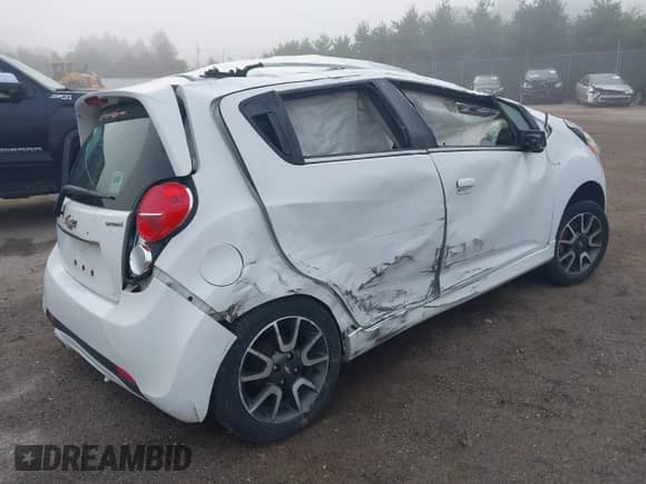 2014 Chevrolet Spark LT с VIN KL8CF6S96EC469070, выставлен на аукционе IAAI как лот 42979008 с пробегом 128 569 миль миль и . История ставок и продаж доступна на DreamBid. Изображение 4.