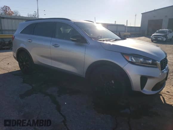 2019 Kia Sorento LX with VIN 5XYPGDA52KG584037, listed as a Copart auction lot 81270894 with 56,027 mi miles and Salvage title. Bid and sale history available at DreamBid. Image 4.