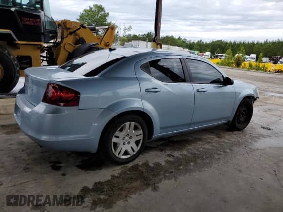 2013 Dodge Avenger SE с VIN 1C3CDZAB6DN652074, выставлен на аукционе Copart как лот 61189114 с пробегом 169 536 миль миль и Списание • Salvage title. История ставок и продаж доступна на DreamBid. Изображение 3.