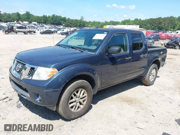 2015 Nissan Frontier SV z VIN 1N6AD0ER2FN737497, wystawiony jako IAAI lot #42561512 z przebiegiem 127 234 mil mil oraz . Historia ofert i sprzedaży dostępna na DreamBid. Obrazek 2.