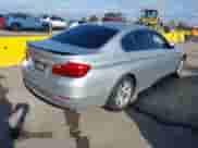 2015 BMW 5 Series 528i с VIN WBA5A5C58FD519593, выставлен на аукционе IAAI как лот 43200640 с пробегом 119 151 миль миль и . История ставок и продаж доступна на DreamBid. Изображение 4.