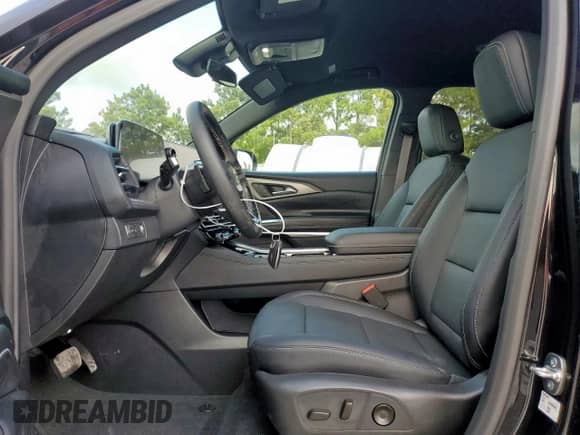 2025 Chevrolet Traverse FWD LT с VIN 1GNERGRS6SJ279998, выставлен на аукционе Copart как лот 66638285 с пробегом 129 миль миль и Чистый • Clean title. История ставок и продаж доступна на DreamBid. Изображение 7.