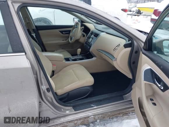 2015 Nissan Altima S с VIN 1N4AL3AP7FN890135, выставлен на аукционе IAAI как лот 41284022 с пробегом 272 865 миль миль и . История ставок и продаж доступна на DreamBid. Изображение 5.