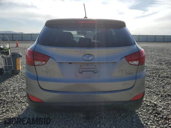2010 Hyundai Tucson GLS with VIN KM8JUCAC6AU023906, listed as a Copart auction lot 52773585 with Not provided miles and Salvage title. Bid and sale history available at DreamBid. Image 6.