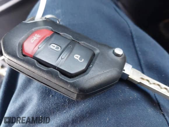 2021 Jeep Wrangler Unlimited Sport Altitude с VIN 1C4HJXDGXMW662493, выставлен на аукционе IAAI как лот 41288957 с пробегом 64 808 миль миль и . История ставок и продаж доступна на DreamBid. Изображение 11.