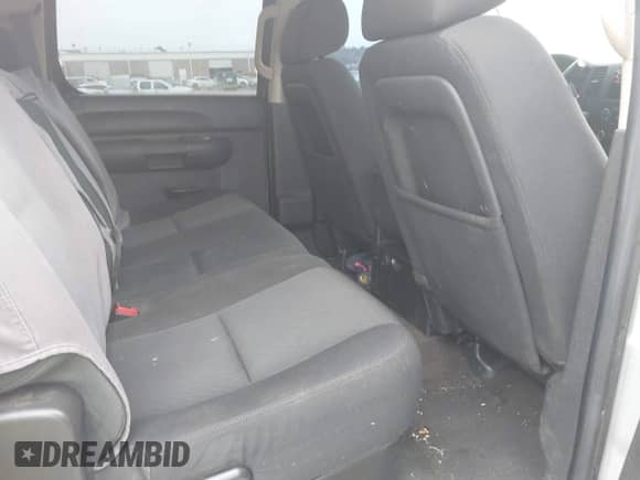 2013 Chevrolet Silverado 1500 LT with VIN 3GCPKSE71DG359708, listed as a IAAI auction lot 42327761 with 270,108 mi miles and . Bid and sale history available at DreamBid. Image 8.