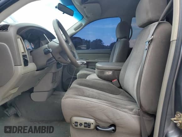 2003 Dodge 1500 ST with VIN 1D7HA18D33S319503, listed as a Copart auction lot 68208135 with 223,507 mi miles and Salvage title. Bid and sale history available at DreamBid. Image 7.