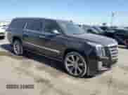 2015 Cadillac Escalade ESV Premium с VIN 1GYS3JKJ0FR188190, выставлен на аукционе Copart как лот 66292485 с пробегом 71 780 миль миль и Списание • Salvage title. История ставок и продаж доступна на DreamBid. Изображение 4.