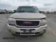 2005 GMC Sierra 1500 SLE z VIN 1GTEK19B75E333560, wystawiony jako Copart lot #84446865 z przebiegiem 156 793 mil mil oraz Szkoda całkowita • Salvage title. Historia ofert i sprzedaży dostępna na DreamBid. Obrazek 5.