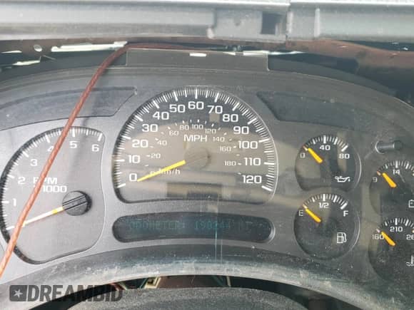 2003 Chevrolet Suburban LS z VIN 1GNFK16Z93J286162, wystawiony jako Copart lot #60956865 z przebiegiem 198 244 mil mil oraz Nie do naprawy • Non repairable. Historia ofert i sprzedaży dostępna na DreamBid. Obrazek 9.