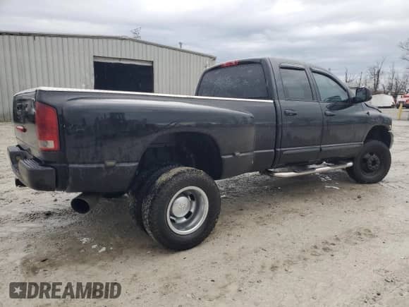 2004 Dodge 3500 SLT with VIN 3D7MU48C84G105257, listed as a Copart auction lot 43276615 with 241,840 mi miles and Salvage title. Bid and sale history available at DreamBid. Image 3.