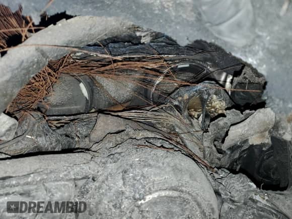 2021 Jeep Wrangler Unlimited Sport Altitude с VIN 1C4HJXDG0MW508942, выставлен на аукционе Copart как лот 80285884 с пробегом Не указан миль и На запчасти • Non repairable. История ставок и продаж доступна на DreamBid. Изображение 9.