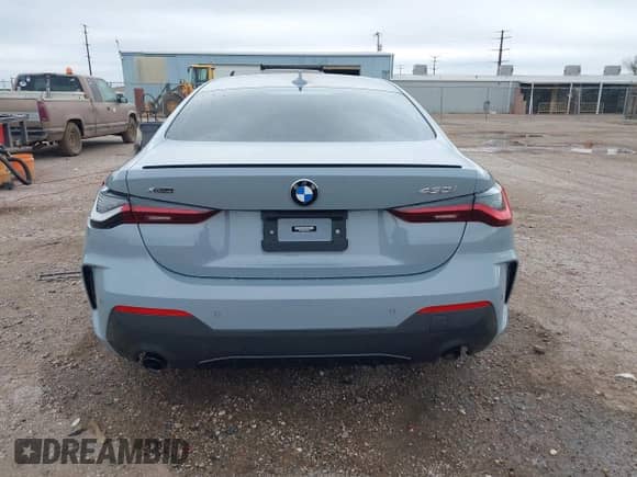 2023 BMW 4 Series 430i xDrive z VIN WBA73AP0XPCL78110, wystawiony jako IAAI lot #42145560 z przebiegiem 11 855 mil mil oraz . Historia ofert i sprzedaży dostępna na DreamBid. Obrazek 16.