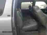 2005 Chevrolet Suburban LS with VIN 3GNFK16Z75G127872, listed as a Copart auction lot 77887864 with 201,471 mi miles and Salvage title. Bid and sale history available at DreamBid. Image 11.