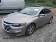 2022 Chevrolet Malibu LT z VIN 1G1ZD5ST1NF180991, wystawiony jako IAAI lot #43049641 z przebiegiem 79 923 mil mil oraz . Historia ofert i sprzedaży dostępna na DreamBid. Obrazek 2.