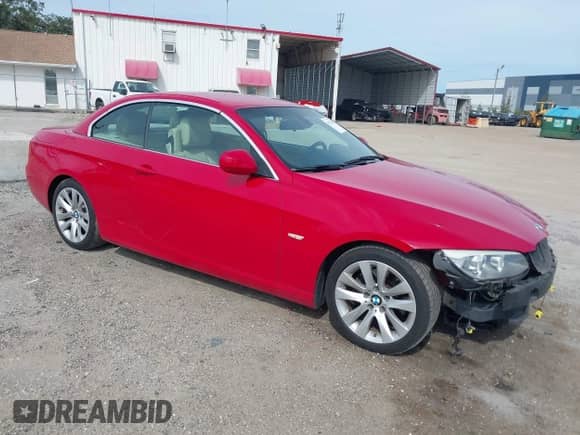 2013 BMW 3 Series 328i z VIN WBADW3C57DJ526633, wystawiony jako IAAI lot #43279188 z przebiegiem 73 781 mil mil oraz . Historia ofert i sprzedaży dostępna na DreamBid. Obrazek 1.