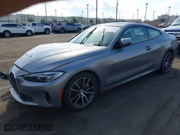 2023 BMW 4 Series 430i xDrive z VIN WBA73AP02PCM47839, wystawiony jako IAAI lot #41450323 z przebiegiem 8 545 mil mil oraz . Historia ofert i sprzedaży dostępna na DreamBid. Obrazek 19.