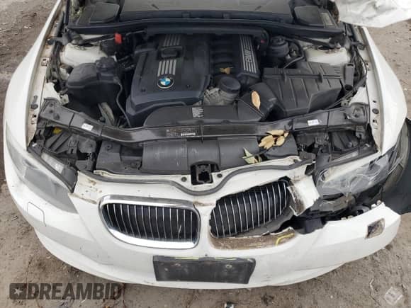 2013 BMW 3 Series 328i z VIN WBADW3C52DJ526586, wystawiony jako Copart lot #86289585 z przebiegiem 115 156 mil mil oraz Szkoda całkowita • Salvage title. Historia ofert i sprzedaży dostępna na DreamBid. Obrazek 11.