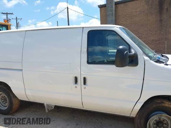 2014 Ford Econoline Cargo Commercial with VIN 1FTNE2EL8EDA48545, listed as a IAAI auction lot 42326165 with 396,949 mi miles and . Bid and sale history available at DreamBid. Image 13.