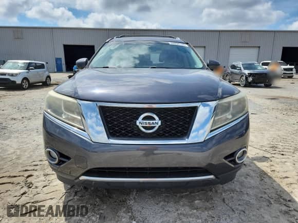 2014 Nissan Pathfinder Platinum with VIN 5N1AR2MN7EC729366, listed as a Copart auction lot 80098135 with 134,557 mi miles and Salvage title. Bid and sale history available at DreamBid. Image 5.