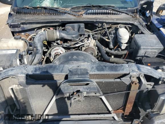 2004 Chevrolet Silverado 1500 Work Truck z VIN 1GCEC14X54Z131159, wystawiony jako Copart lot #50174095 z przebiegiem 61 774 mil mil oraz Szkoda całkowita • Salvage title. Historia ofert i sprzedaży dostępna na DreamBid. Obrazek 11.