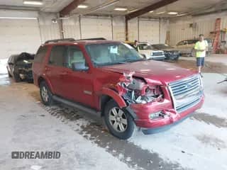 2008 Ford Explorer XLT с VIN 1FMEU73E38UB07487, выставлен на аукционе IAAI как лот 43136020 с пробегом 123 550 миль миль и . История ставок и продаж доступна на DreamBid. Изображение 1.