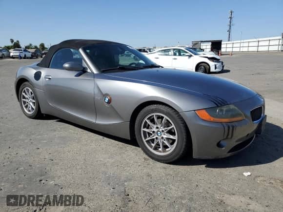 2003 BMW Z4 2.5i с VIN 4USBT33463LS47181, выставлен на аукционе Copart как лот 69634095 с пробегом 114 518 миль миль и Списание • Salvage title. История ставок и продаж доступна на DreamBid. Изображение 4.