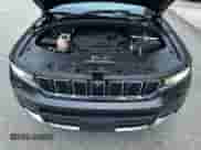 2022 Jeep Grand Cherokee Limited with VIN 1C4RJKBGXN8557341, listed as a Copart auction lot 90927965 with 233,936 mi miles and Clean title. Bid and sale history available at DreamBid. Image 7.