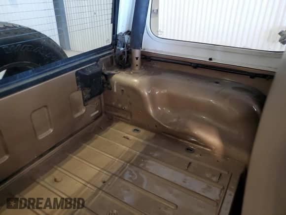 1999 Jeep Wrangler Sport with VIN 1J4FY19S6XP430964, listed as a Copart auction lot 85937775 with 109,444 mi miles and Clean title. Bid and sale history available at DreamBid. Image 10.