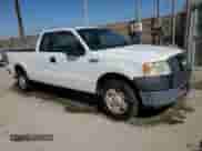 2006 Ford F-150 STX z VIN 1FTRX12W66KD23458, wystawiony jako Copart lot #85580675 z przebiegiem 131 186 mil mil oraz Czysty tytuł • Clean title. Historia ofert i sprzedaży dostępna na DreamBid. Obrazek 4.