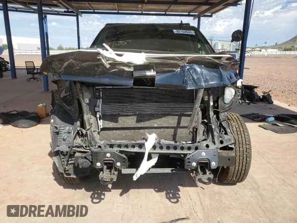 2022 Chevrolet Silverado 1500 LT z VIN 1GCUDDED0NZ584721, wystawiony jako Copart lot #82164045 z przebiegiem 130 146 mil mil oraz Szkoda całkowita • Salvage title. Historia ofert i sprzedaży dostępna na DreamBid. Obrazek 5.