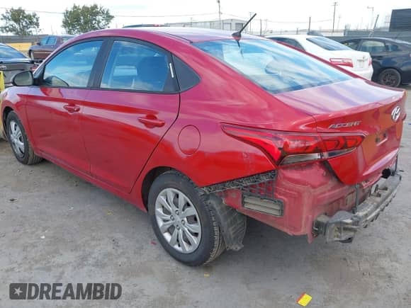 2018 Hyundai Accent SE z VIN 3KPC24A35JE014265, wystawiony jako IAAI lot #43349914 z przebiegiem 223 835 mil mil oraz . Historia ofert i sprzedaży dostępna na DreamBid. Obrazek 3.