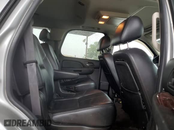 2010 Chevrolet Tahoe LT с VIN 1GNMCBE39AR215839, выставлен на аукционе Copart как лот 67563965 с пробегом 218 093 миль миль и Списание • Salvage title. История ставок и продаж доступна на DreamBid. Изображение 11.