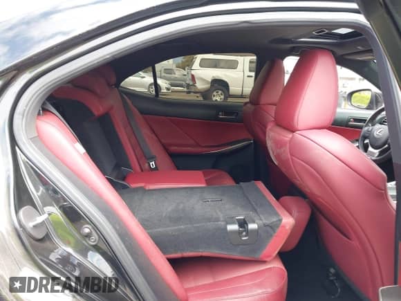 2019 Lexus IS 300 z VIN JTHBA1D26K5099628, wystawiony jako IAAI lot #43240422 z przebiegiem 76 730 mil mil oraz . Historia ofert i sprzedaży dostępna na DreamBid. Obrazek 8.