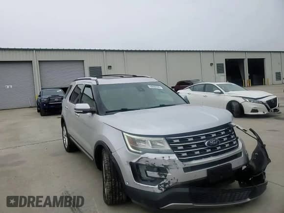 2017 Ford Explorer Limited z VIN 1FM5K7F84HGA26198, wystawiony jako Copart lot #59680335 z przebiegiem 109 336 mil mil oraz Szkoda całkowita • Salvage title. Historia ofert i sprzedaży dostępna na DreamBid. Obrazek 13.