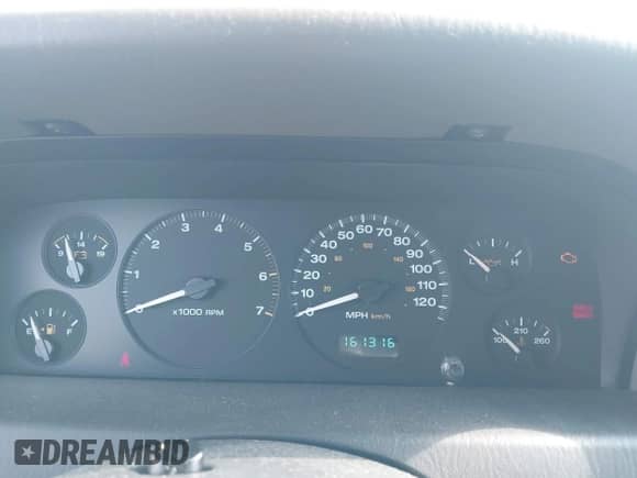 2003 Jeep Grand Cherokee Laredo z VIN 1J4GX48S63C578270, wystawiony jako IAAI lot #42656724 z przebiegiem 216 000 mil mil oraz . Historia ofert i sprzedaży dostępna na DreamBid. Obrazek 7.