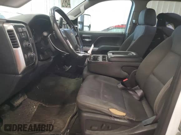 2016 Chevrolet Silverado 3500HD Work Truck с VIN 1GC4KZCG5GF114575, выставлен на аукционе Copart как лот 83596974 с пробегом 130 029 миль миль и Чистый • Clean title. История ставок и продаж доступна на DreamBid. Изображение 7.