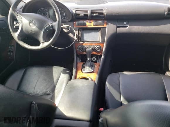 2006 Mercedes-Benz C 230 Sport с VIN WDBRF56H66F795396, выставлен на аукционе Copart как лот 48360265 с пробегом 168 327 миль миль и Списание • Salvage title. История ставок и продаж доступна на DreamBid. Изображение 8.