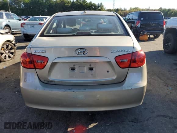 2008 Hyundai Elantra GLS с VIN KMHDU46D28U564420, выставлен на аукционе Copart как лот 85275165 с пробегом 142 127 миль миль и Чистый • Clean title. История ставок и продаж доступна на DreamBid. Изображение 6.
