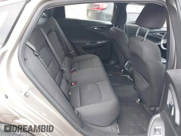 2022 Chevrolet Malibu LT z VIN 1G1ZD5ST1NF180991, wystawiony jako IAAI lot #43049641 z przebiegiem 79 923 mil mil oraz . Historia ofert i sprzedaży dostępna na DreamBid. Obrazek 8.