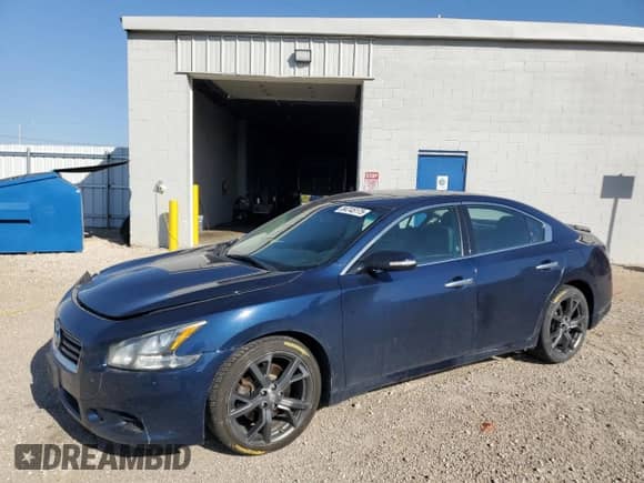 2013 Nissan Maxima SV z VIN 1N4AA5AP1DC819362, wystawiony jako Copart lot #84745175 z przebiegiem 126 183 mil mil oraz Szkoda całkowita • Salvage title. Historia ofert i sprzedaży dostępna na DreamBid. Obrazek 1.