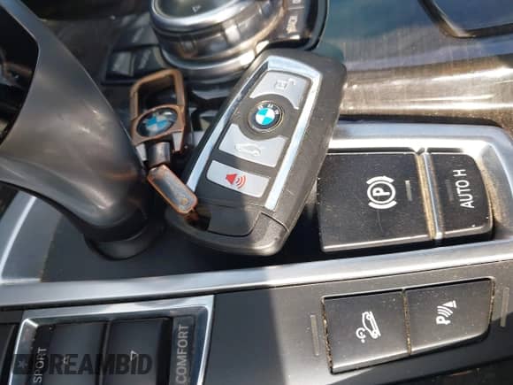 2014 BMW 5 Series 535d xDrive with VIN WBAFV3C54ED684150, listed as a IAAI auction lot 42776058 with 188,719 mi miles and . Bid and sale history available at DreamBid. Image 11.