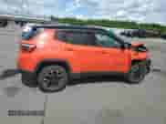 2019 Jeep Compass Trailhawk with VIN 3C4NJDDB7KT674366, listed as a Copart auction lot 71736565 with 101,603 mi miles and Salvage title. Bid and sale history available at DreamBid. Image 3.