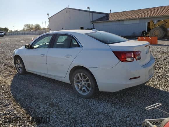 2013 Chevrolet Malibu LT with VIN 1G11C5SA1DF166585, listed as a Copart auction lot 82416455 with 181,513 mi miles and Clean title. Bid and sale history available at DreamBid. Image 2.