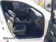 2017 Chrysler 300 S с VIN 2C3CCABG2HH646656, выставлен на аукционе IAAI как лот 43305664 с пробегом 64 848 миль миль и . История ставок и продаж доступна на DreamBid. Изображение 5.