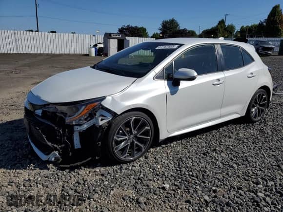 2022 Toyota Corolla XSE with VIN JTNC4MBE5N3163519, listed as a Copart auction lot 81157505 with 28,980 mi miles and Salvage title. Bid and sale history available at DreamBid. Image 1.